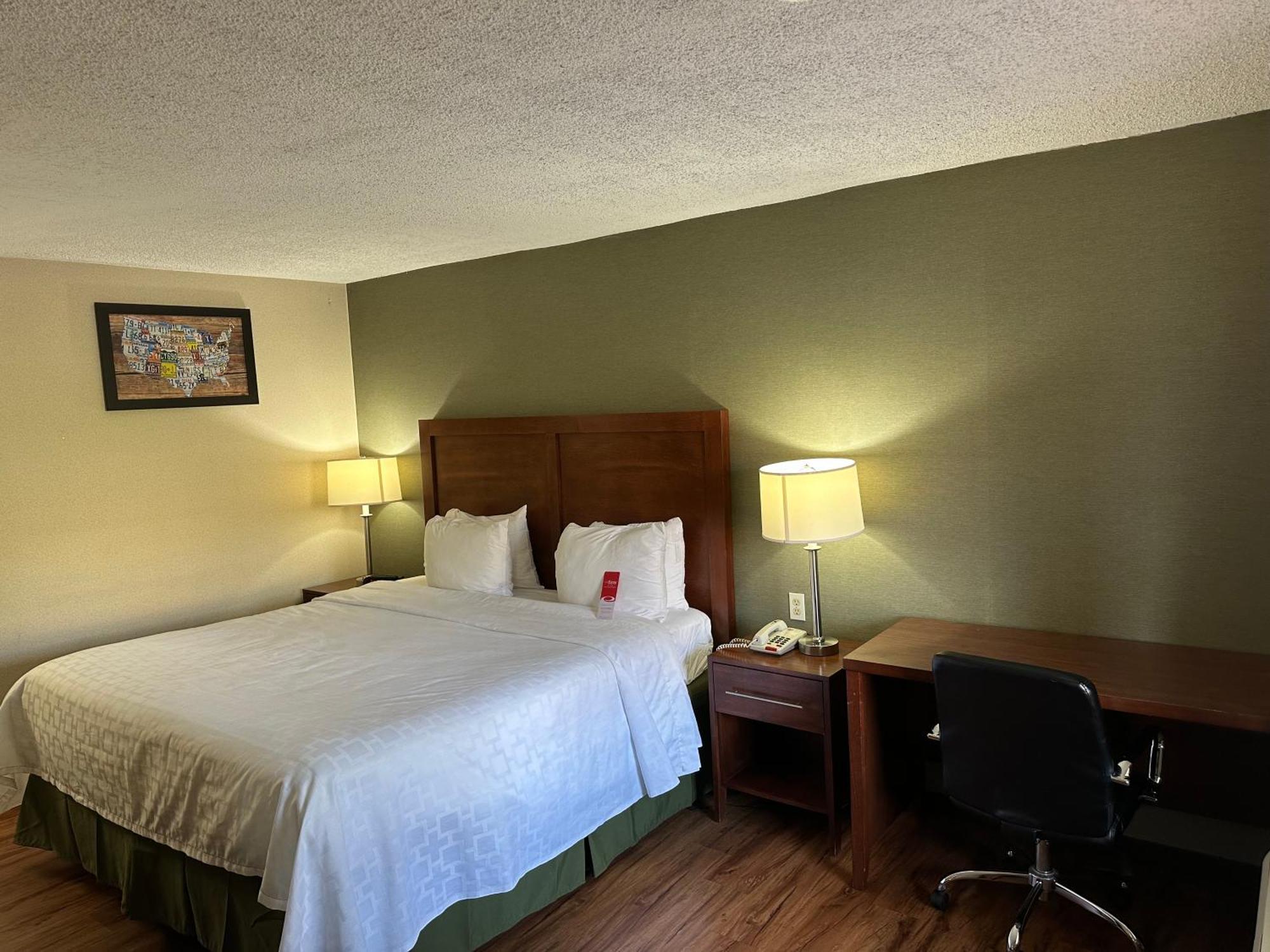 Econo Lodge Huntington - Barboursville University Area Exteriör bild