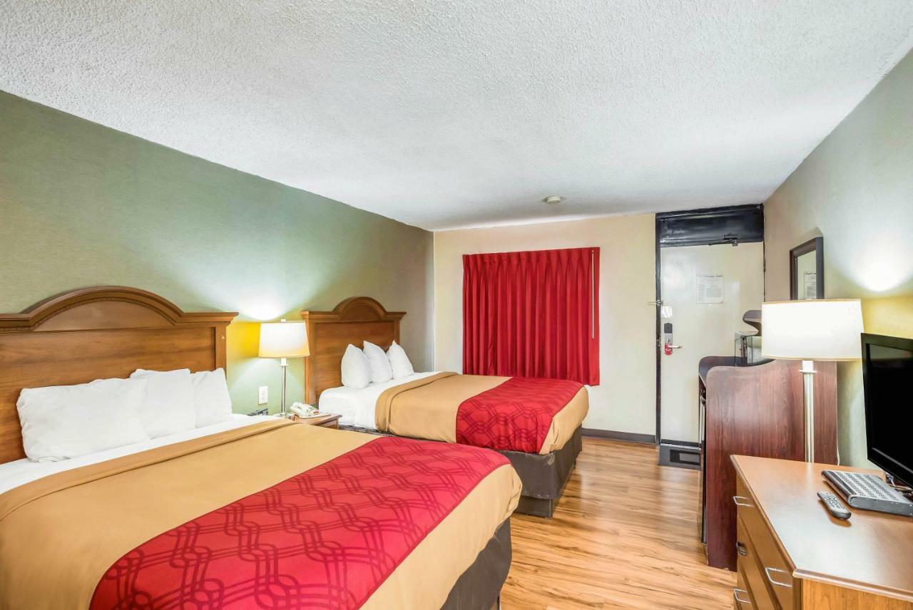 Econo Lodge Huntington - Barboursville University Area Exteriör bild